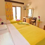 Maranton Hotel Koinira