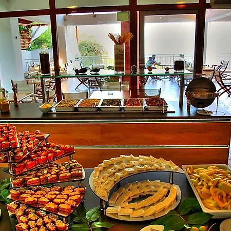 Maranton Hotel 4*