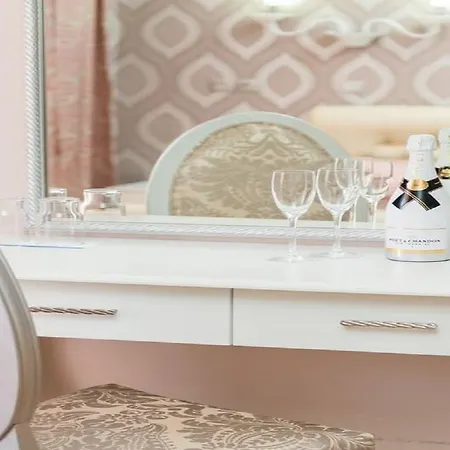 Отель Maranton Коинира