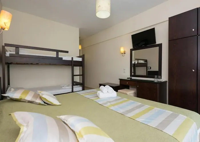 Ξενοδοχείο Maranton 4*