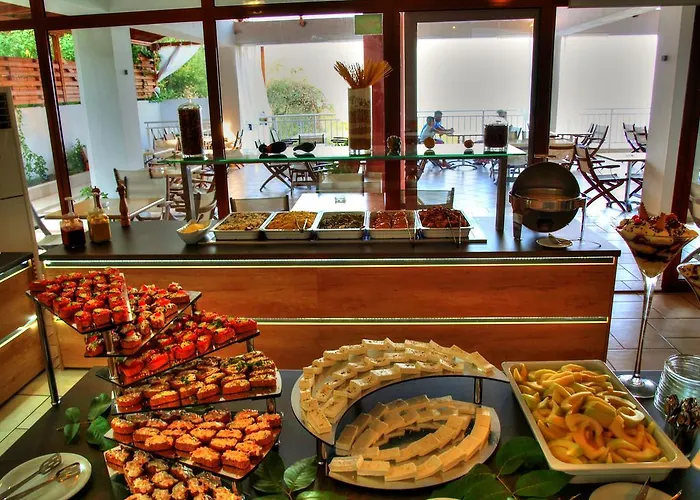 Ξενοδοχείο Maranton 4*